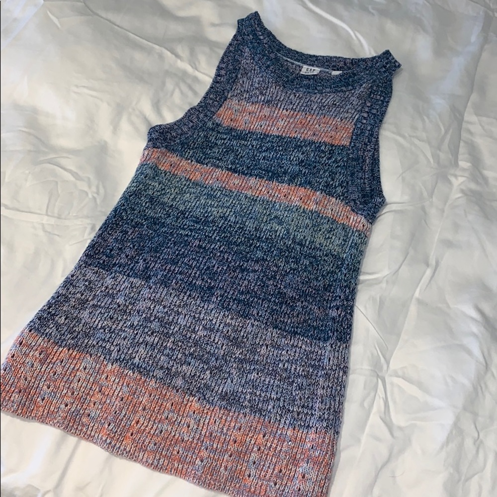 Gap knit tank top - SMALL